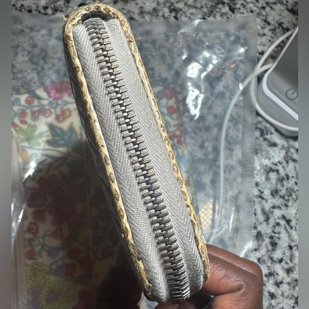 Bottega Veneta Intrecciato leather wallet in Beige SnakeEmbossed Leather - Picture 9 of 15